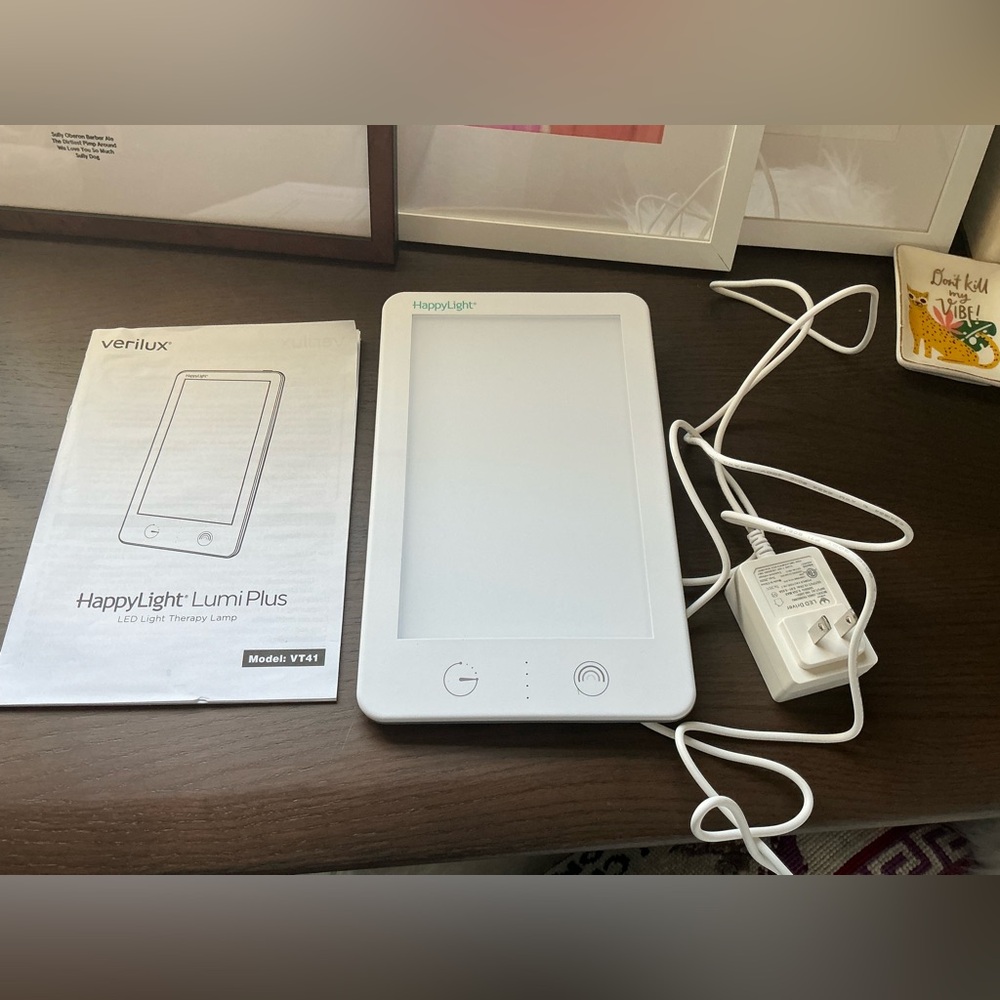 NWOB HappyLight Lumi Plus White Therapy Lamp